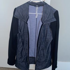 LIKE NEW Lululemon zip-up jacket